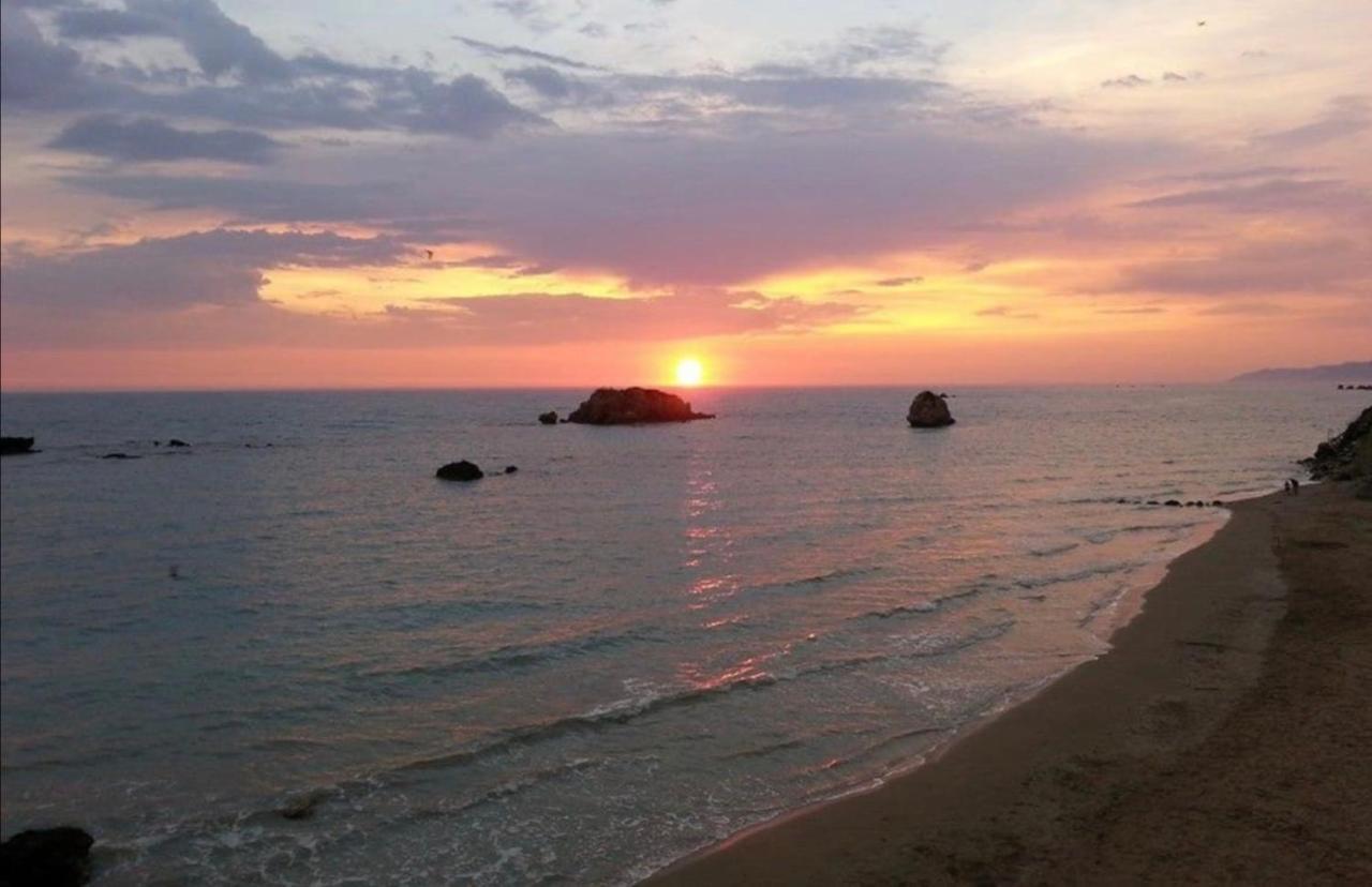 Stefanias Prasoudi Beach Agios Matthaios  Luaran gambar